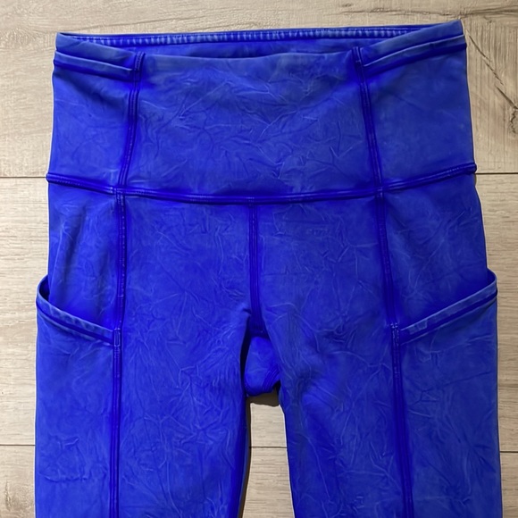 Lululemon Fast and Free High Rise Tight 25"  Ice Wash Cerulean Blue size 2 - Picture 2 of 7